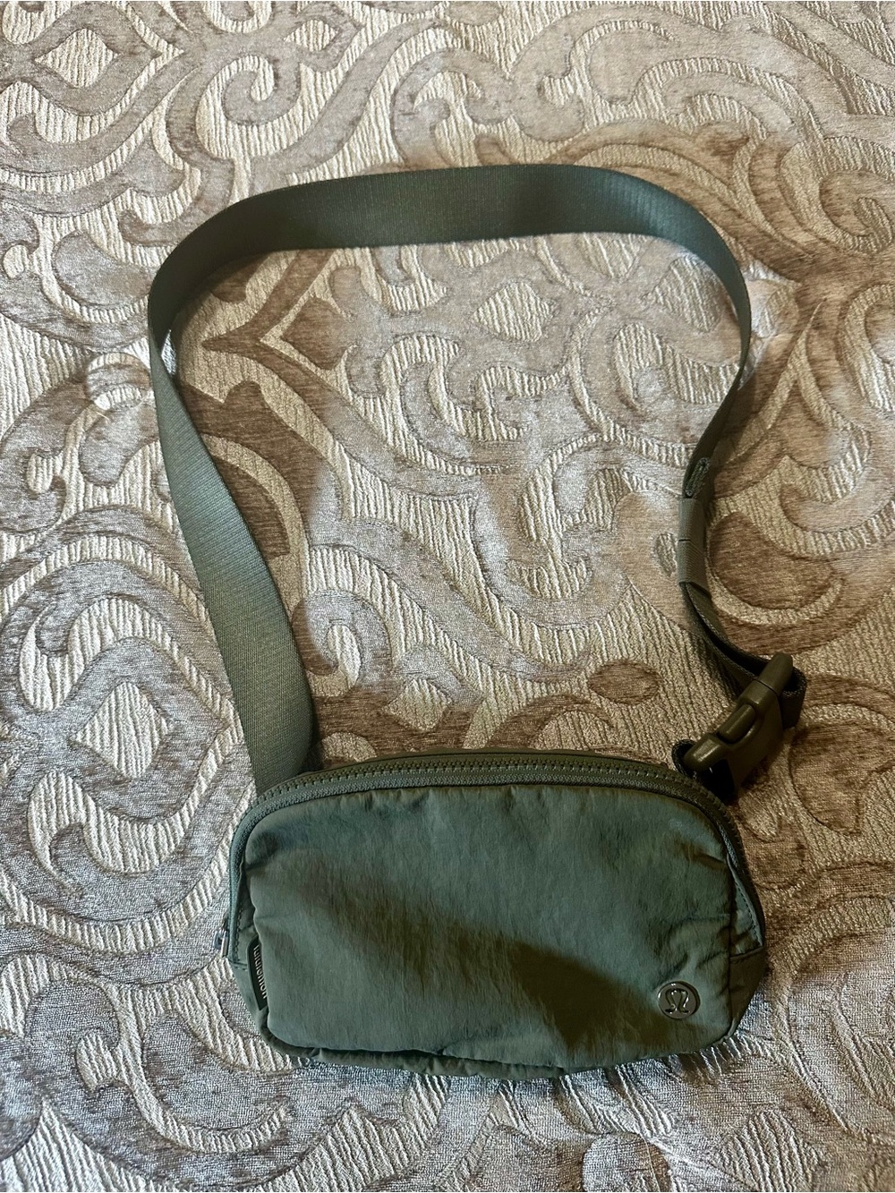 lululemon athletica Olive Green Compact Travel Belt Bag